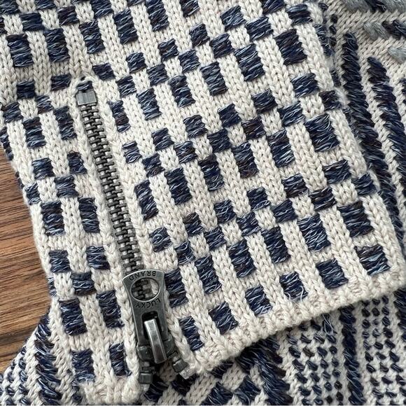 Lucky Brand Aztec Tweed Blazer Size Small Fringe Blue and Cream Knit - Picture 4 of 6